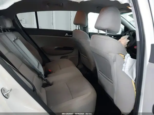KNDPM3AC9H7131086 2017 KIA SPORTAGE - Image 8