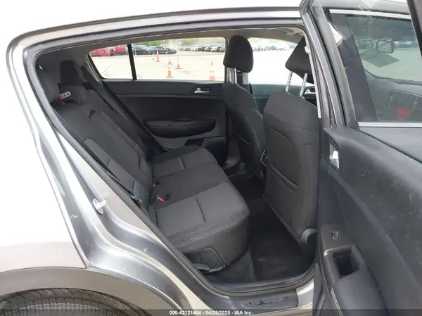 KNDPM3AC9H7134196 2017 KIA SPORTAGE - Image 8