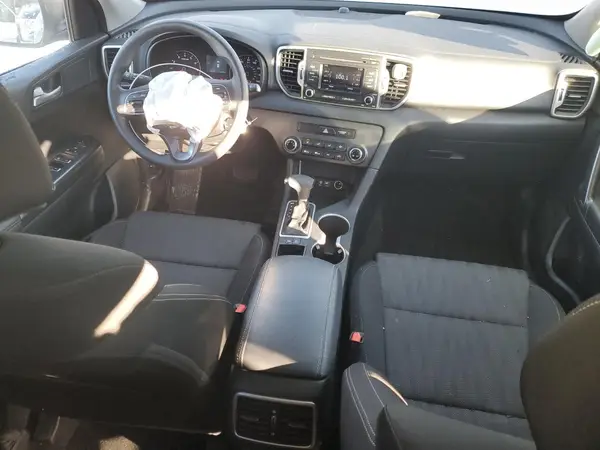 KNDPM3AC9H7139754 2017 KIA SPORTAGE - Image 8