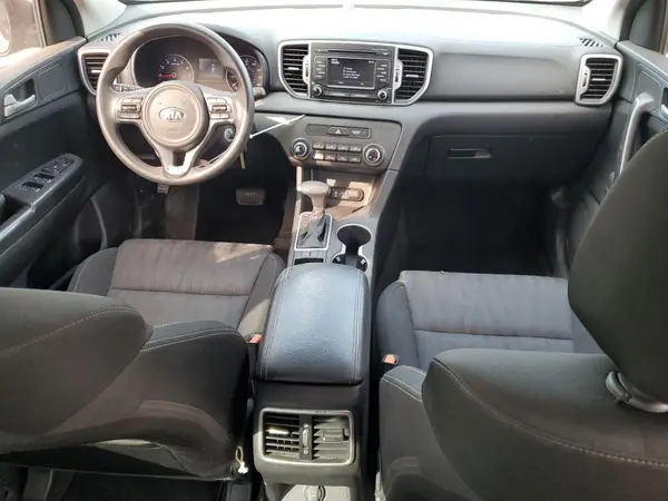 KNDPM3AC9H7147501 2017 KIA SPORTAGE - Image 8