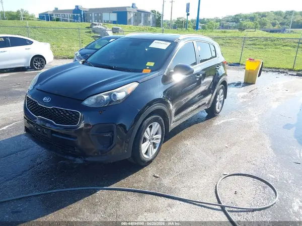 KNDPM3AC9H7153055 2017 KIA SPORTAGE - Image 2