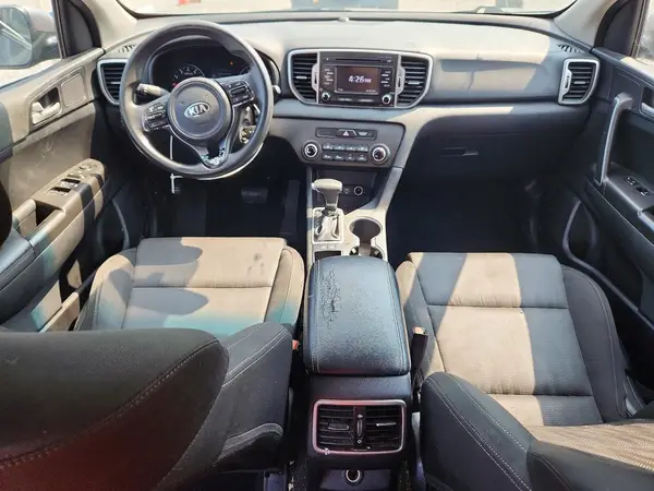 KNDPM3AC9H7157946 2017 KIA SPORTAGE - Image 8