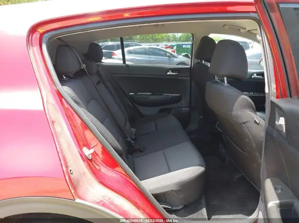 KNDPM3AC9H7176335 2017 KIA SPORTAGE - Image 8