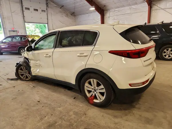 KNDPM3AC9H7184225 2017 KIA SPORTAGE - Image 2