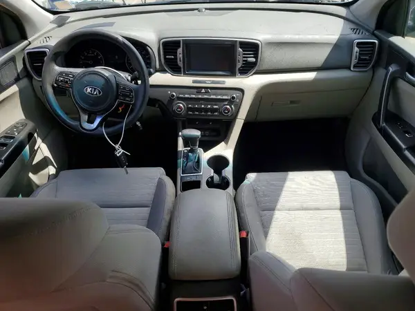 KNDPM3AC9H7210502 2017 KIA SPORTAGE - Image 8