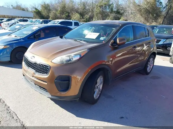 KNDPM3AC9H7219586 2017 KIA SPORTAGE - Image 2