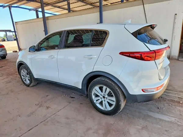 KNDPM3AC9H7220298 2017 KIA SPORTAGE - Image 2