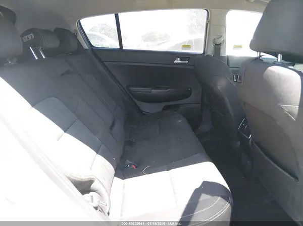 KNDPM3AC9H7226232 2017 KIA SPORTAGE - Image 8