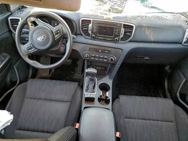 KNDPM3AC9H7227624 2017 KIA SPORTAGE - Image 8