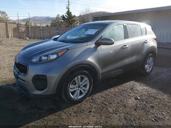 KNDPM3AC9H7246481 2017 KIA SPORTAGE - Image 2