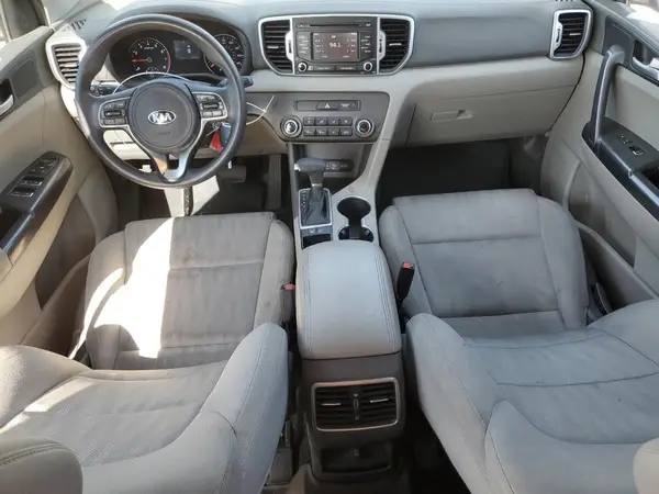 KNDPM3AC9H7261546 2017 KIA SPORTAGE - Image 8