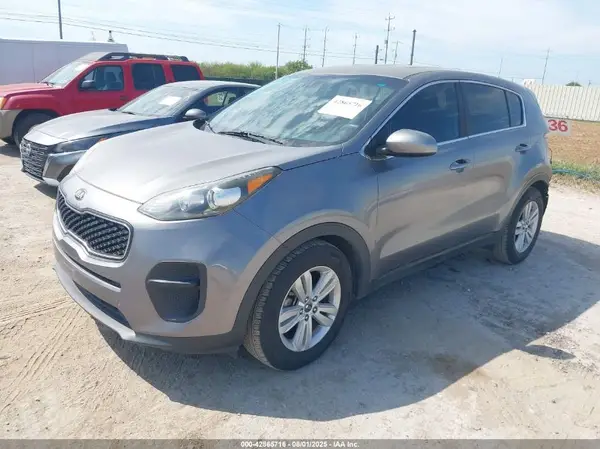 KNDPM3AC9H7268495 2017 KIA SPORTAGE - Image 2