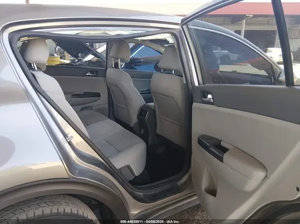 KNDPM3AC9H7282784 2017 KIA SPORTAGE - Image 8