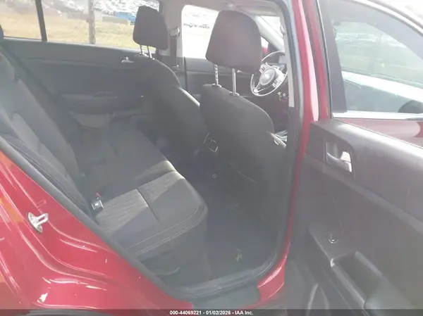 KNDPM3AC9H7286575 2017 KIA SPORTAGE - Image 8