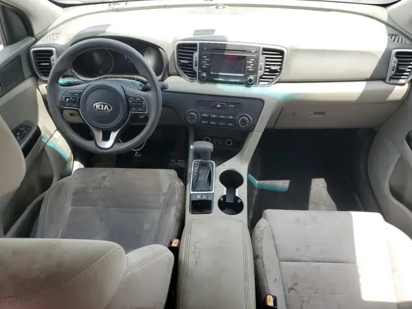 KNDPM3AC9J7304739 2018 KIA SPORTAGE - Image 8