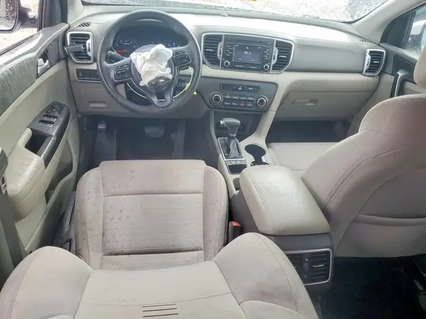 KNDPM3AC9J7310007 2018 KIA SPORTAGE - Image 8