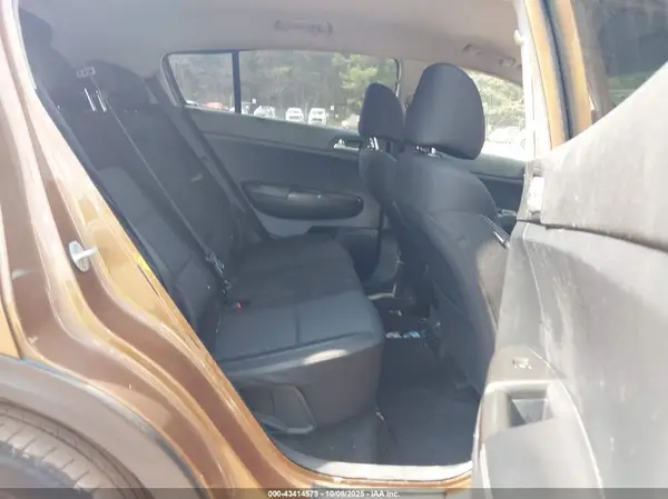 KNDPM3AC9J7319547 2018 KIA SPORTAGE - Image 8