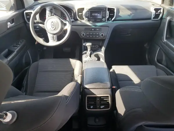 KNDPM3AC9J7321380 2018 KIA SPORTAGE - Image 8