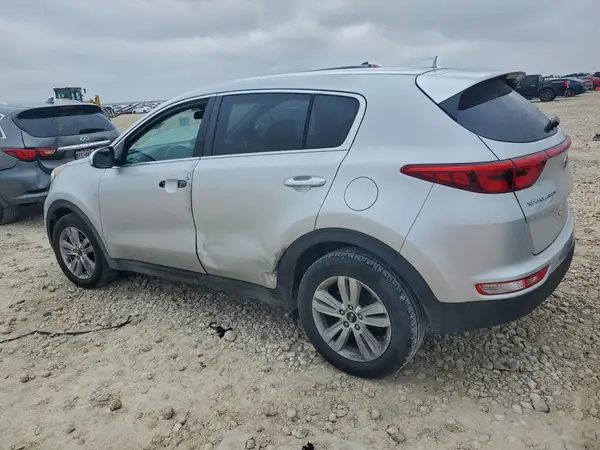 KNDPM3AC9J7332671 2018 KIA SPORTAGE - Image 2