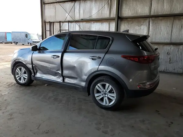 KNDPM3AC9J7336655 2018 KIA SPORTAGE - Image 2