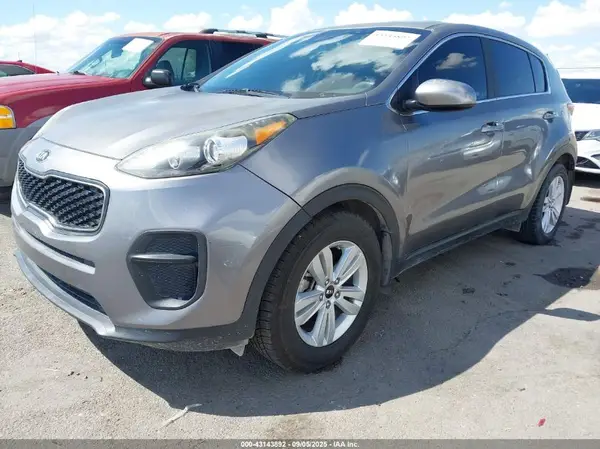 KNDPM3AC9J7337076 2018 KIA SPORTAGE - Image 2