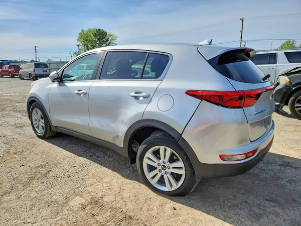 KNDPM3AC9J7338356 2018 KIA SPORTAGE - Image 2