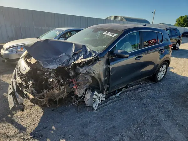 KNDPM3AC9J7338809 2018 KIA SPORTAGE - Image 1