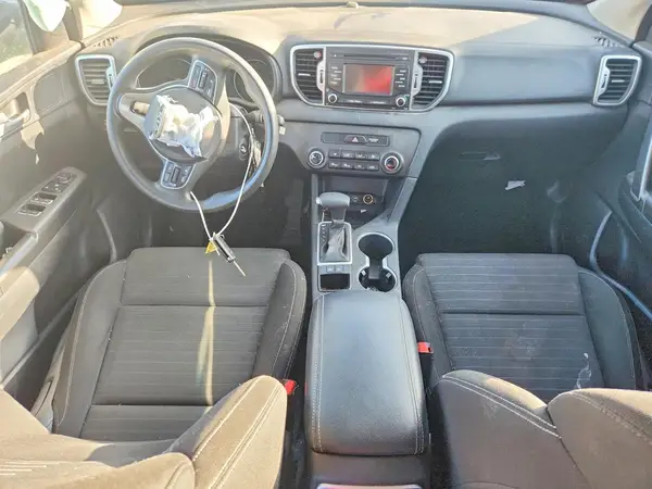 KNDPM3AC9J7338809 2018 KIA SPORTAGE - Image 8