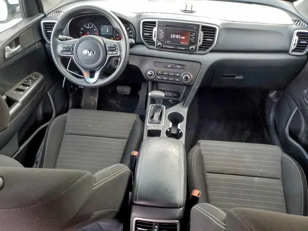 KNDPM3AC9J7340463 2018 KIA SPORTAGE - Image 8