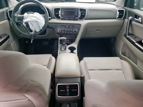 KNDPM3AC9J7346876 2018 KIA SPORTAGE - Image 8