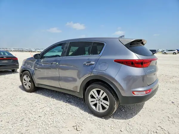 KNDPM3AC9J7350913 2018 KIA SPORTAGE - Image 2