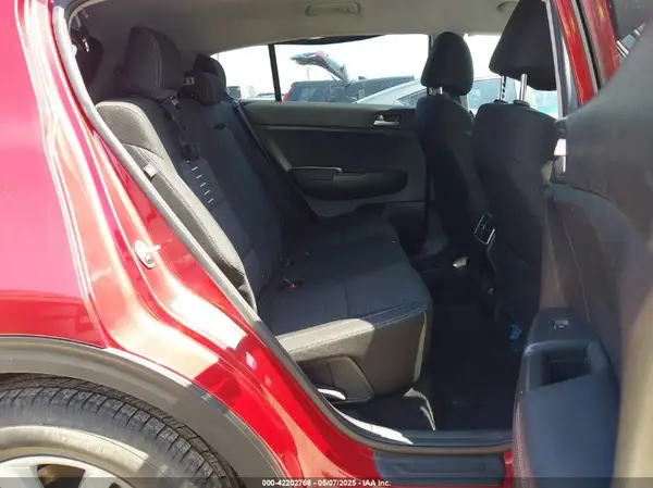 KNDPM3AC9J7351091 2018 KIA SPORTAGE - Image 8