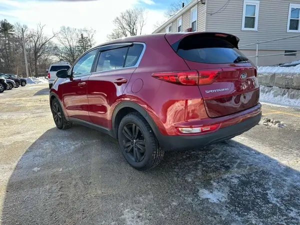 KNDPM3AC9J7392756 2018 KIA SPORTAGE - Image 2