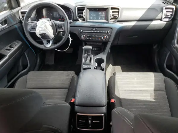 KNDPM3AC9J7394183 2018 KIA SPORTAGE - Image 8