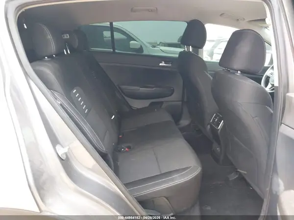 KNDPM3AC9J7402508 2018 KIA SPORTAGE - Image 8