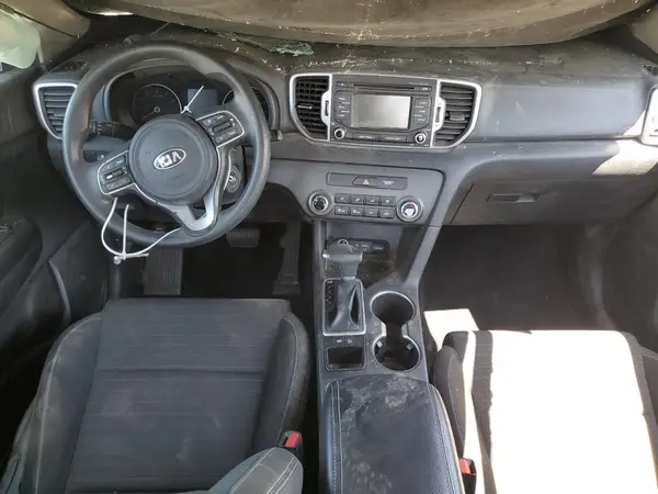 KNDPM3AC9J7440269 2018 KIA SPORTAGE - Image 8