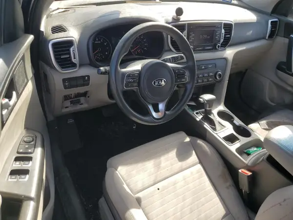 KNDPM3AC9J7445309 2018 KIA SPORTAGE - Image 8