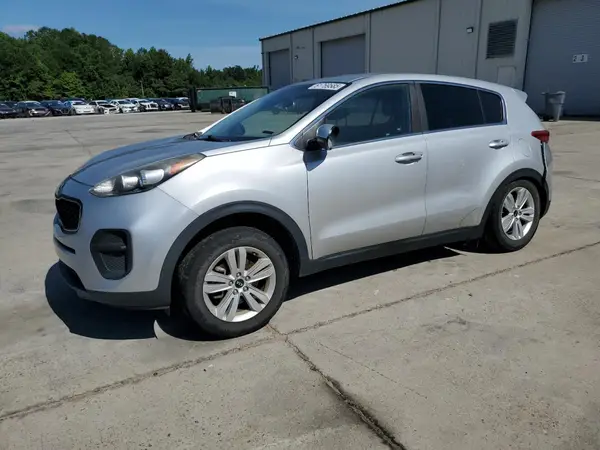 KNDPM3AC9J7447643 2018 KIA SPORTAGE - Image 1