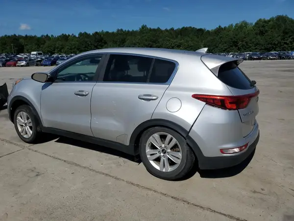 KNDPM3AC9J7447643 2018 KIA SPORTAGE - Image 2
