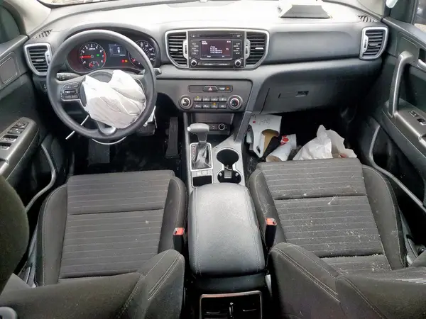 KNDPM3AC9J7456617 2018 KIA SPORTAGE - Image 8