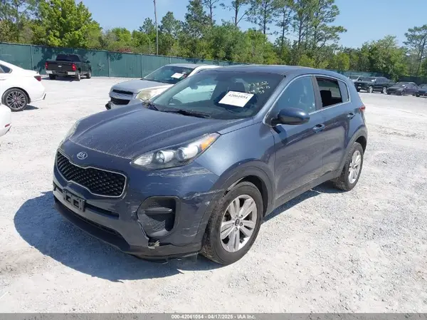 KNDPM3AC9J7472378 2018 KIA SPORTAGE - Image 2