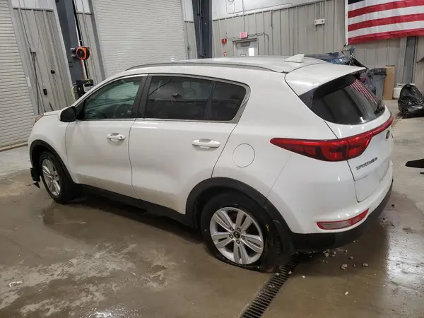 KNDPM3AC9J7473238 2018 KIA SPORTAGE - Image 2