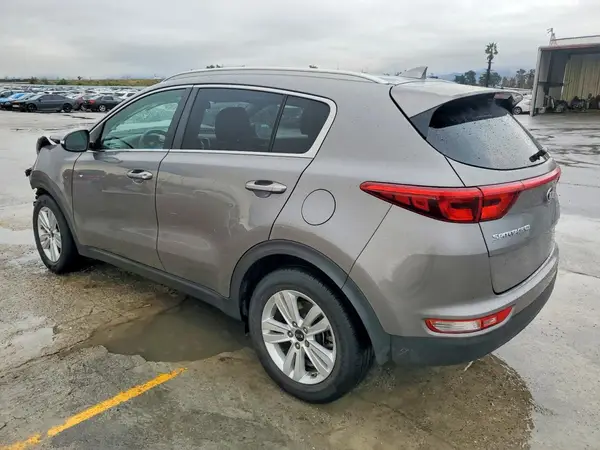 KNDPM3AC9J7479315 2018 KIA SPORTAGE - Image 2