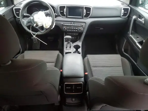 KNDPM3AC9J7479315 2018 KIA SPORTAGE - Image 8