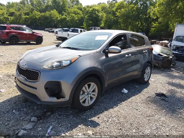 KNDPM3AC9J7489956 2018 KIA SPORTAGE - Image 2