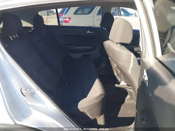 KNDPM3AC9K7597219 2019 KIA SPORTAGE - Image 8