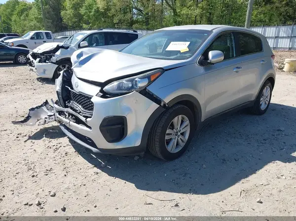 KNDPM3AC9K7622569 2019 KIA SPORTAGE - Image 2
