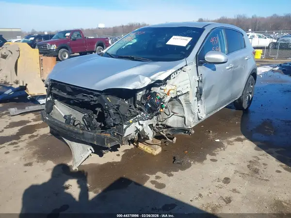 KNDPM3AC9L7628941 2020 KIA SPORTAGE - Image 2