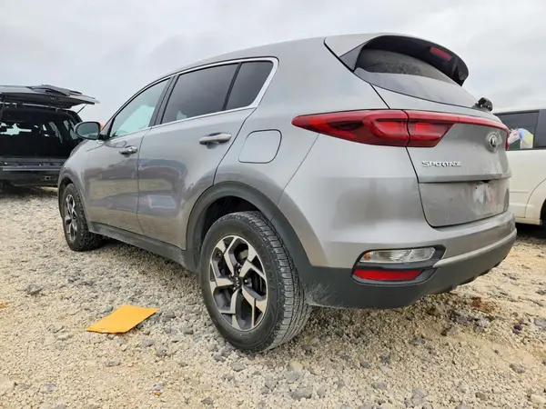 KNDPM3AC9L7635355 2020 KIA SPORTAGE - Image 2