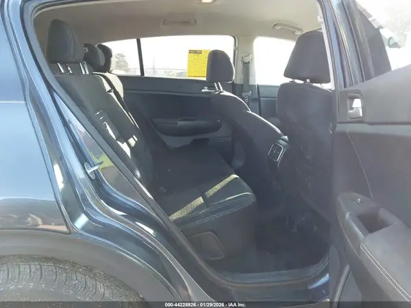 KNDPM3AC9L7643195 2020 KIA SPORTAGE - Image 8